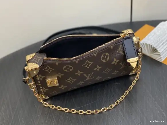 WIS Louis Vuitton Slim Trunk-23*12*4CM 0611